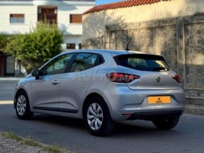 Clio 5 Essence | Garantie 6 mois DERKAOUI - AUTO